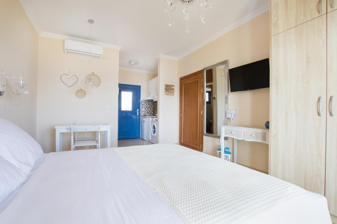 Beachfront Apartments Karpathos Exterior photo