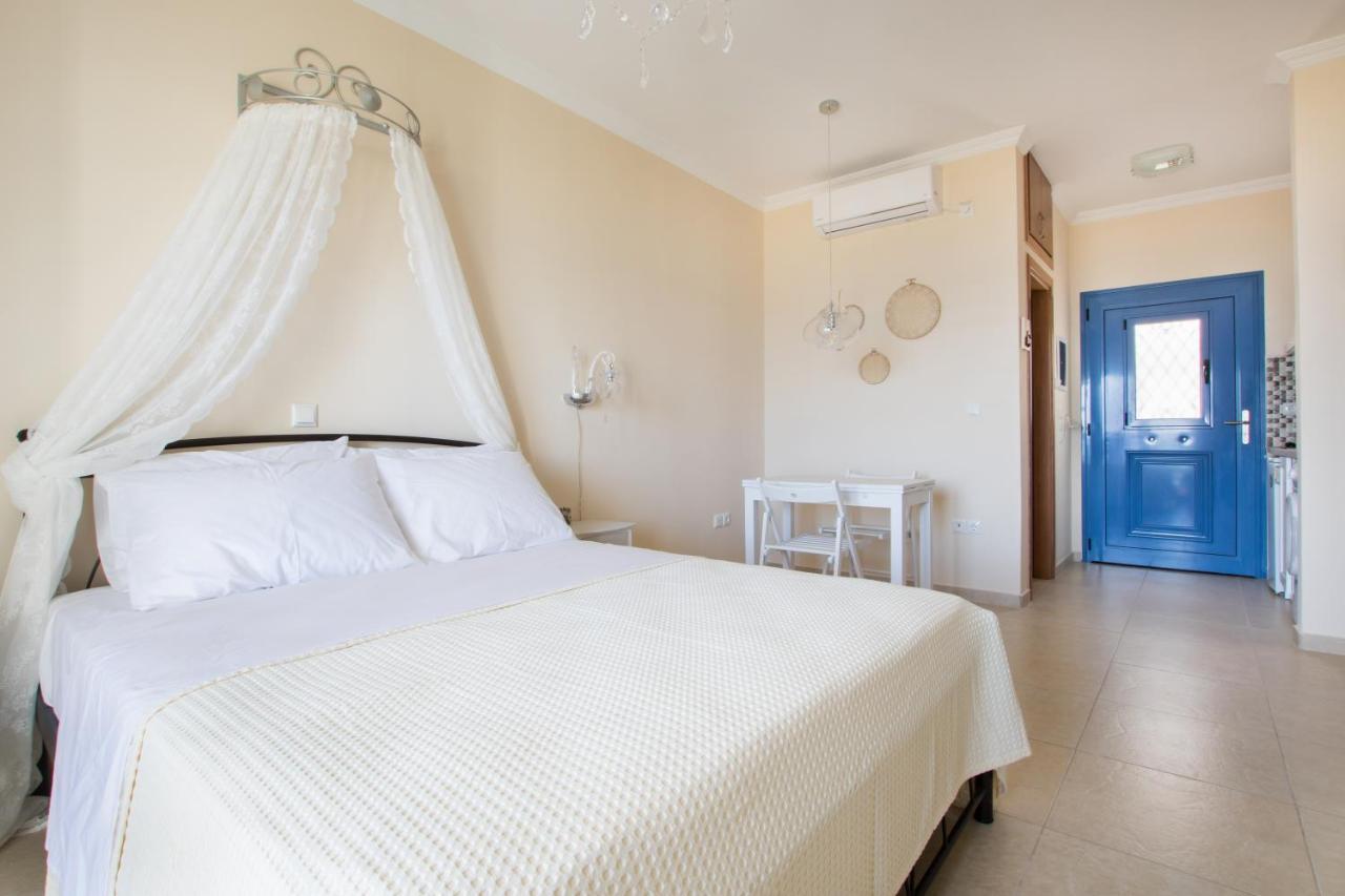Beachfront Apartments Karpathos Exterior photo